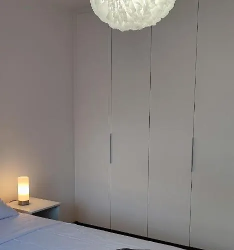 Lägenhet Ellas Modern Duplex Center Nicosia